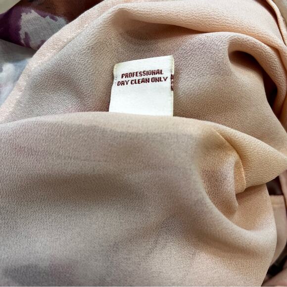 Sundance Silk Y2K Cream & Pink Floral Vneck Top, Size 2, Flutter Sleeves, Fitted - Picture 9 of 10